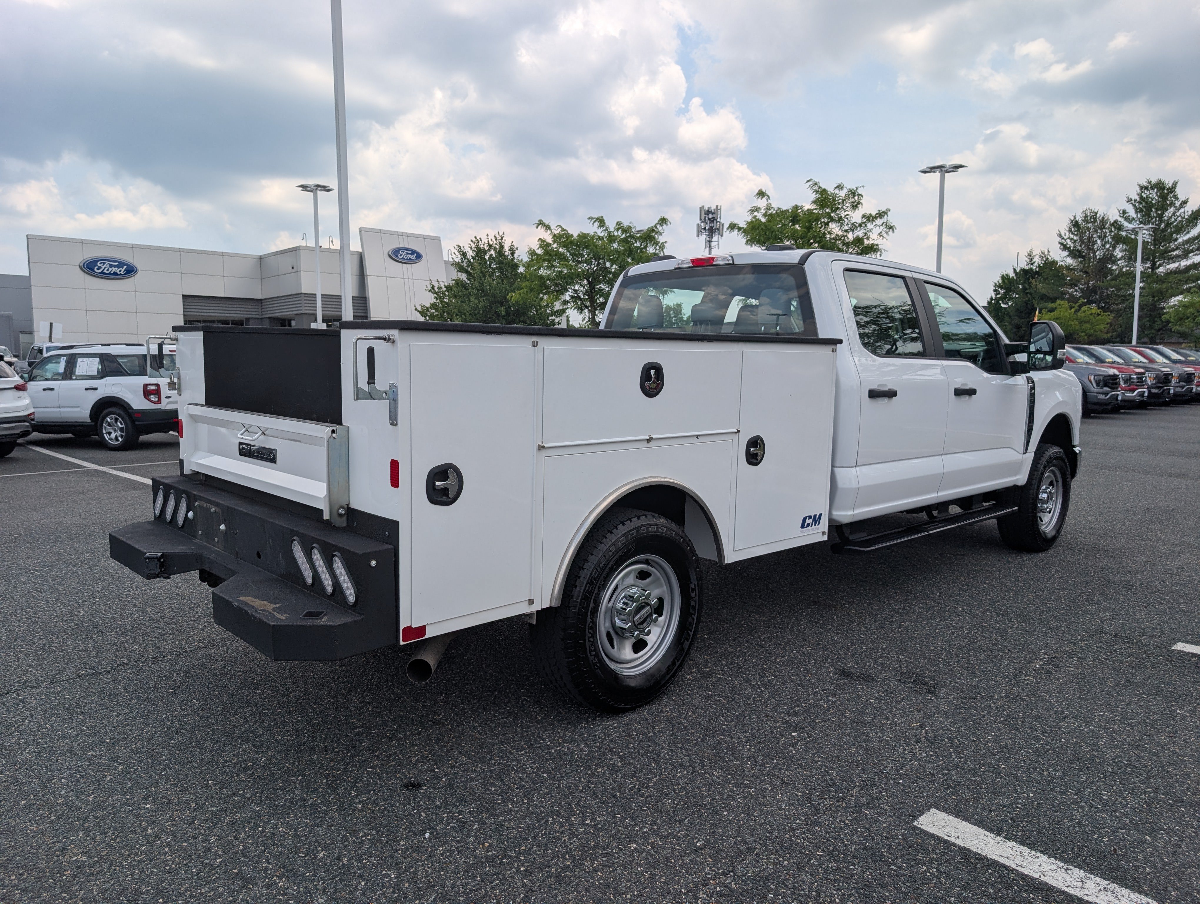 Certified 2025 Ford F350 XL w/ FX4 Off-Road Package AWD/4WD image 3