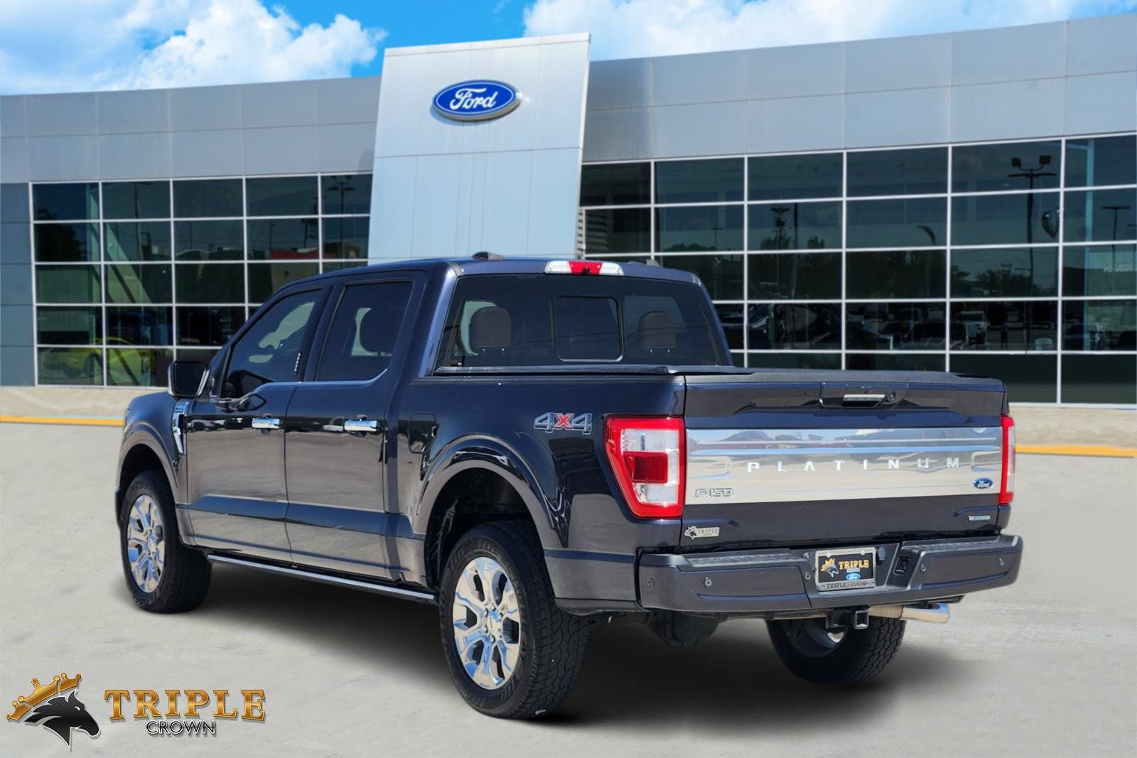 Certified 2022 Ford F150 Platinum w/ Equipment Group 701A High AWD/4WD image 4