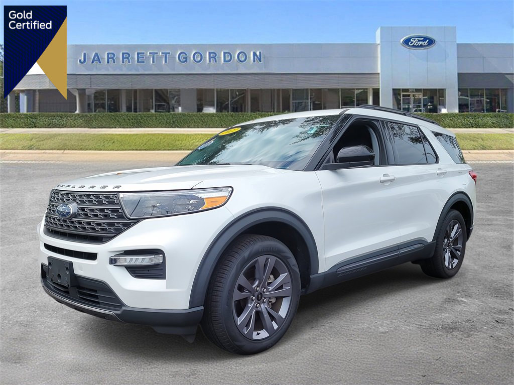 Certified 2022 Ford Explorer XLT w/ Equipment Group 202A