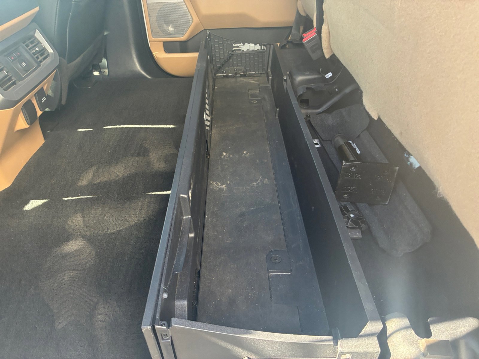 Certified 2023 Ford F250 Lariat w/ Tremor Off-Road Package image 17