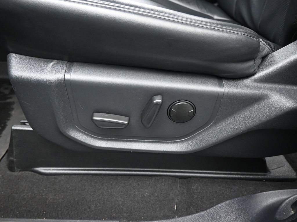 Certified 2024 Ford Expedition Max XLT image 11