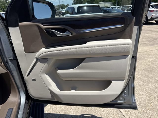 Used 2023 GMC Yukon XL Denali AWD/4WD image 14