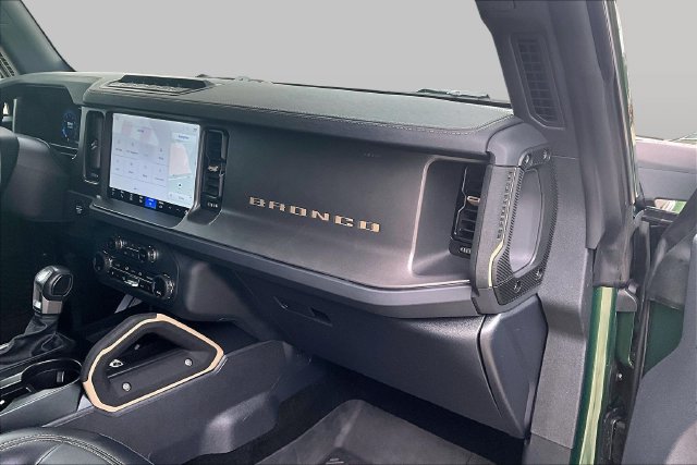 Certified 2025 Ford Bronco Badlands AWD/4WD image 19