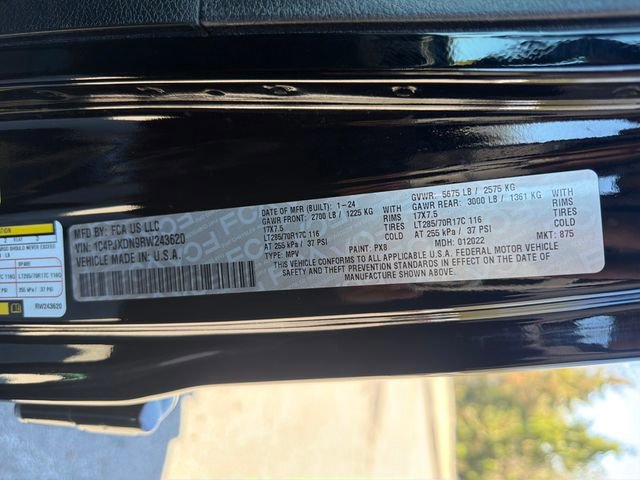 Used 2024 Jeep Wrangler Willys AWD/4WD image 36