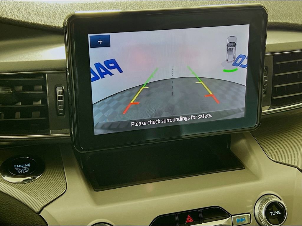 Certified 2024 Ford Explorer XLT w/ Equipment Group 202A image 21