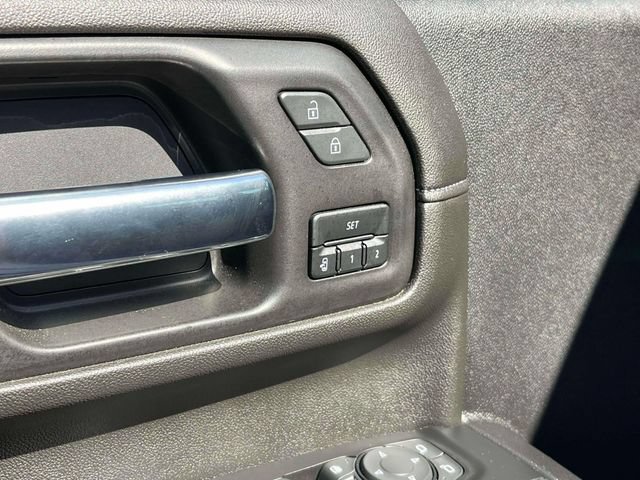 Used 2022 GMC Sierra 2500 Denali w/ Denali Ultimate Package AWD/4WD image 27