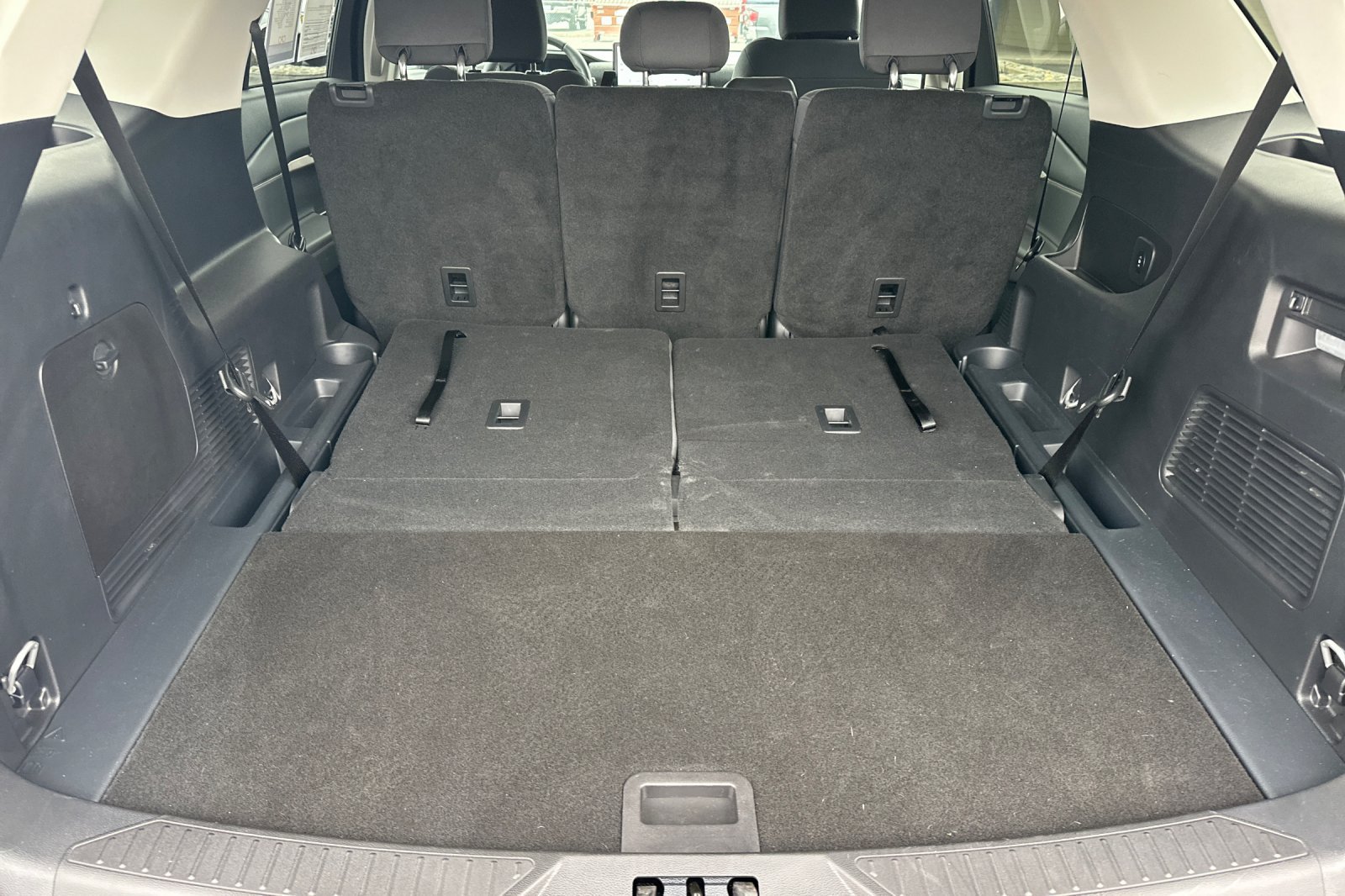 Certified 2026 Ford Explorer Active RWD image 14