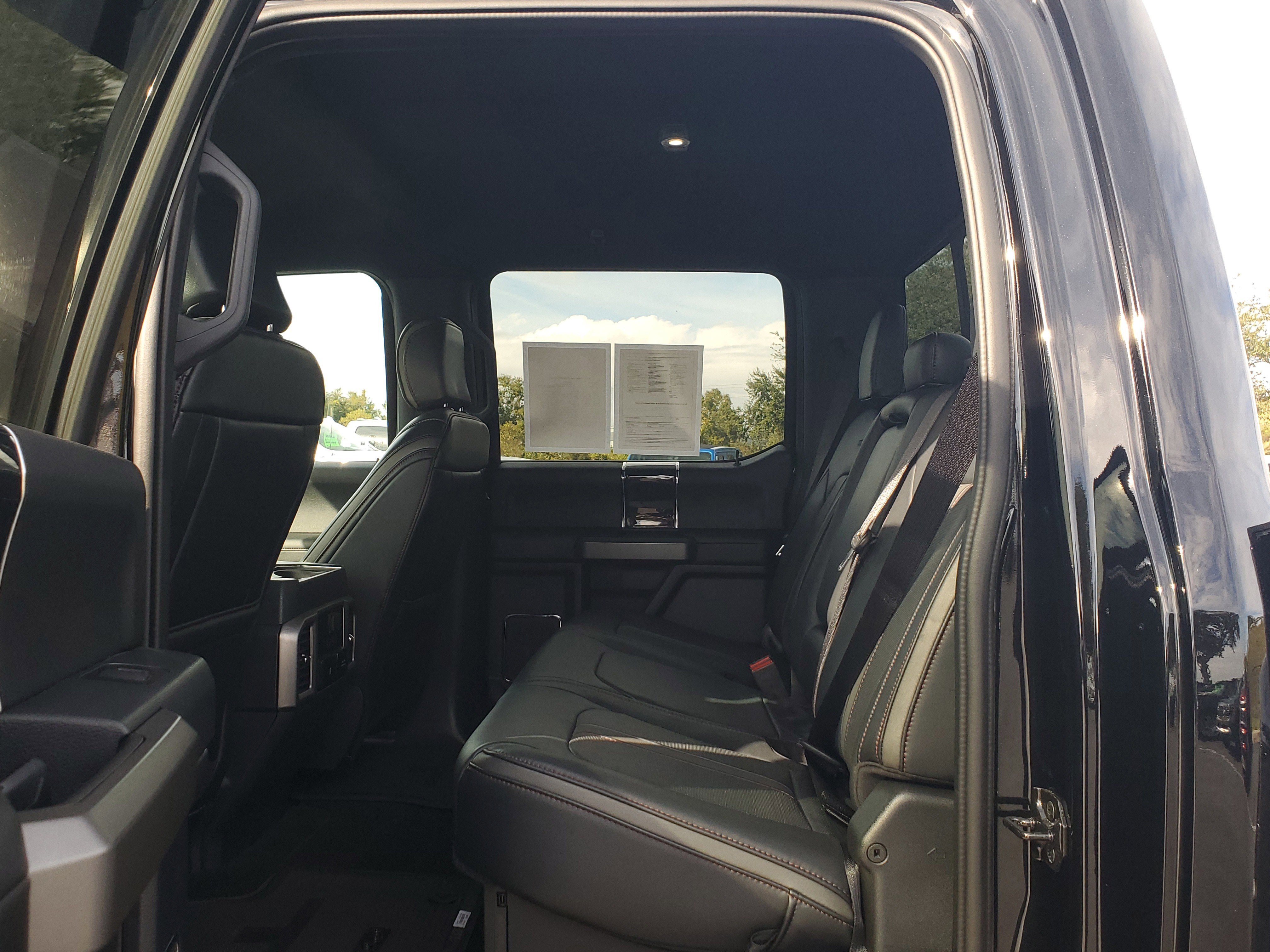 Certified 2022 Ford F450 Platinum w/ FX4 Off-Road Package image 12