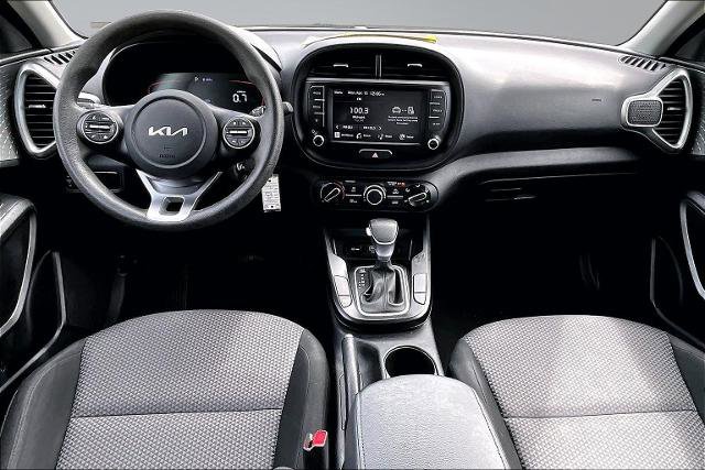 Used 2024 Kia Soul LX w/ Option Group 015 FWD image 16