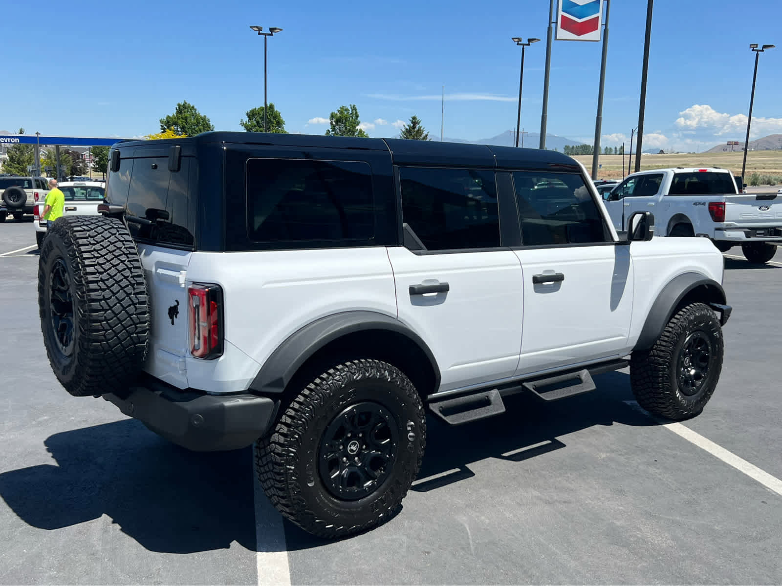 Certified 2024 Ford Bronco Wildtrak AWD/4WD image 7