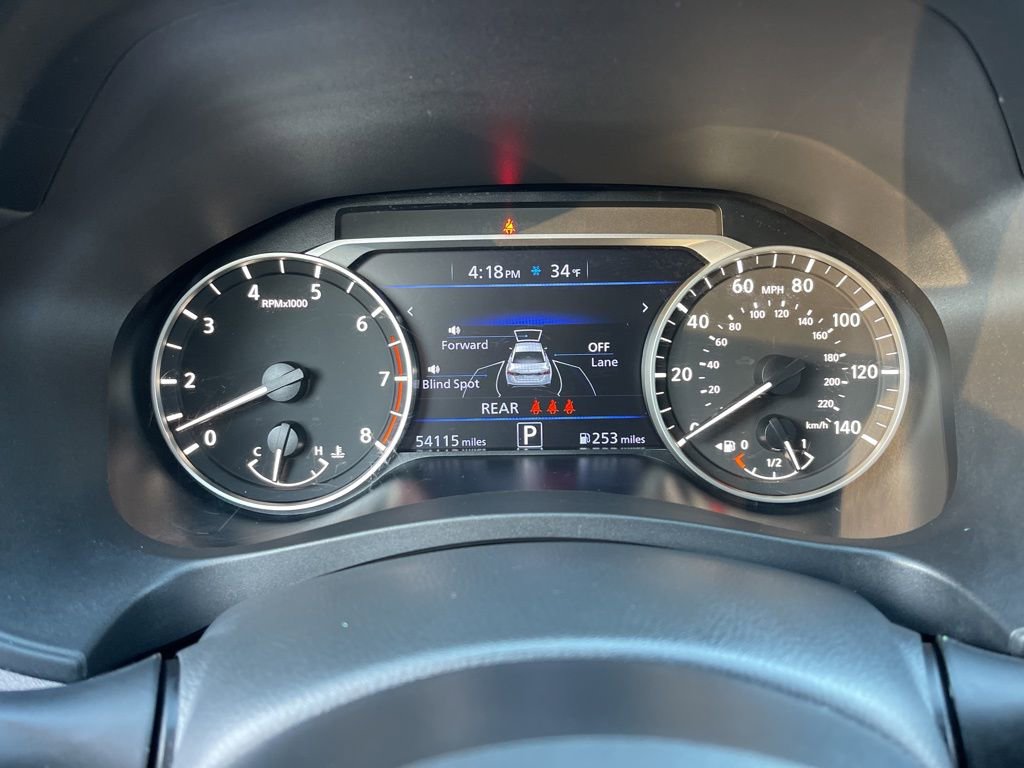 Used 2024 Nissan Altima 2.5 SV image 9