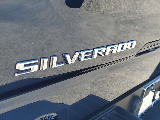 Used 2022 Chevrolet Silverado 1500 Custom image 7