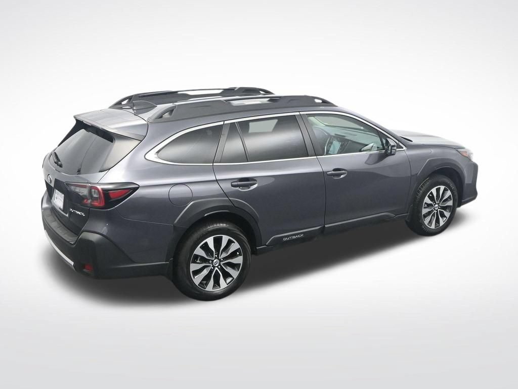 Used 2025 Subaru Outback Limited AWD/4WD image 36