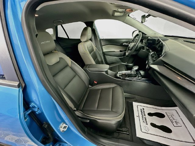 Used 2025 Chevrolet Trax ACTIV w/ Driver Confidence Package FWD image 33