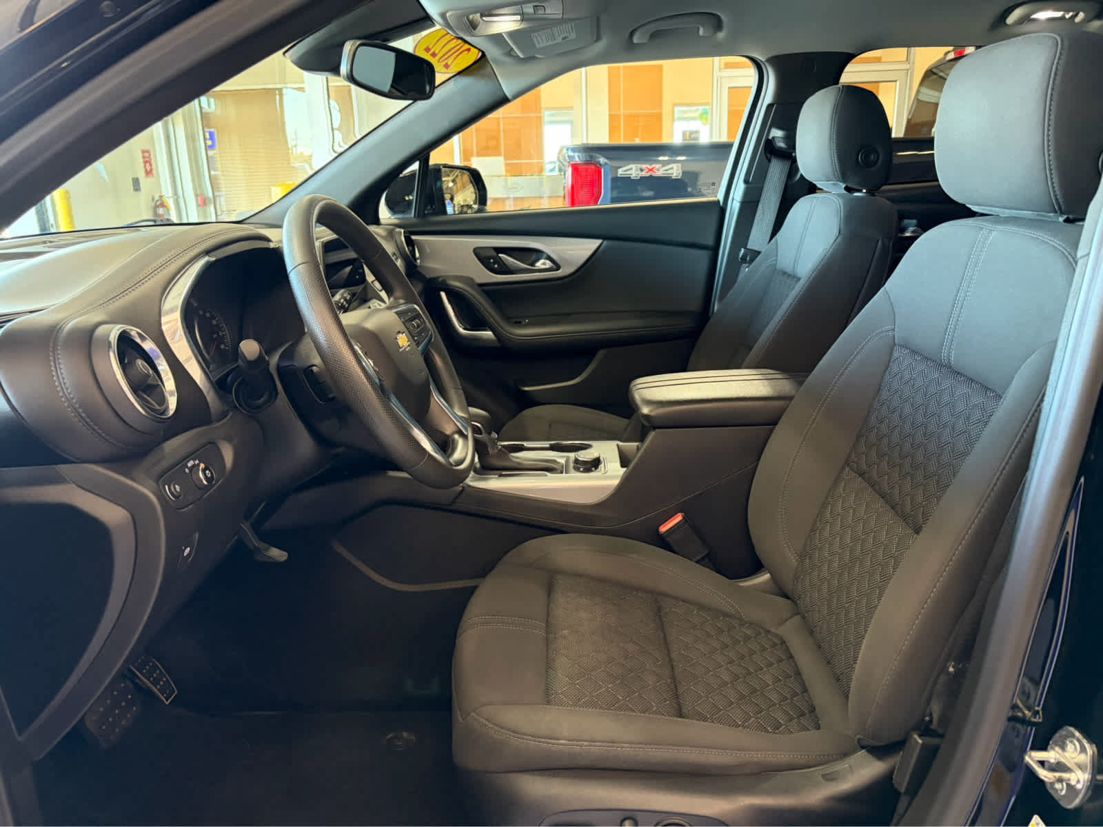 Used 2022 Chevrolet Blazer LT AWD/4WD image 15
