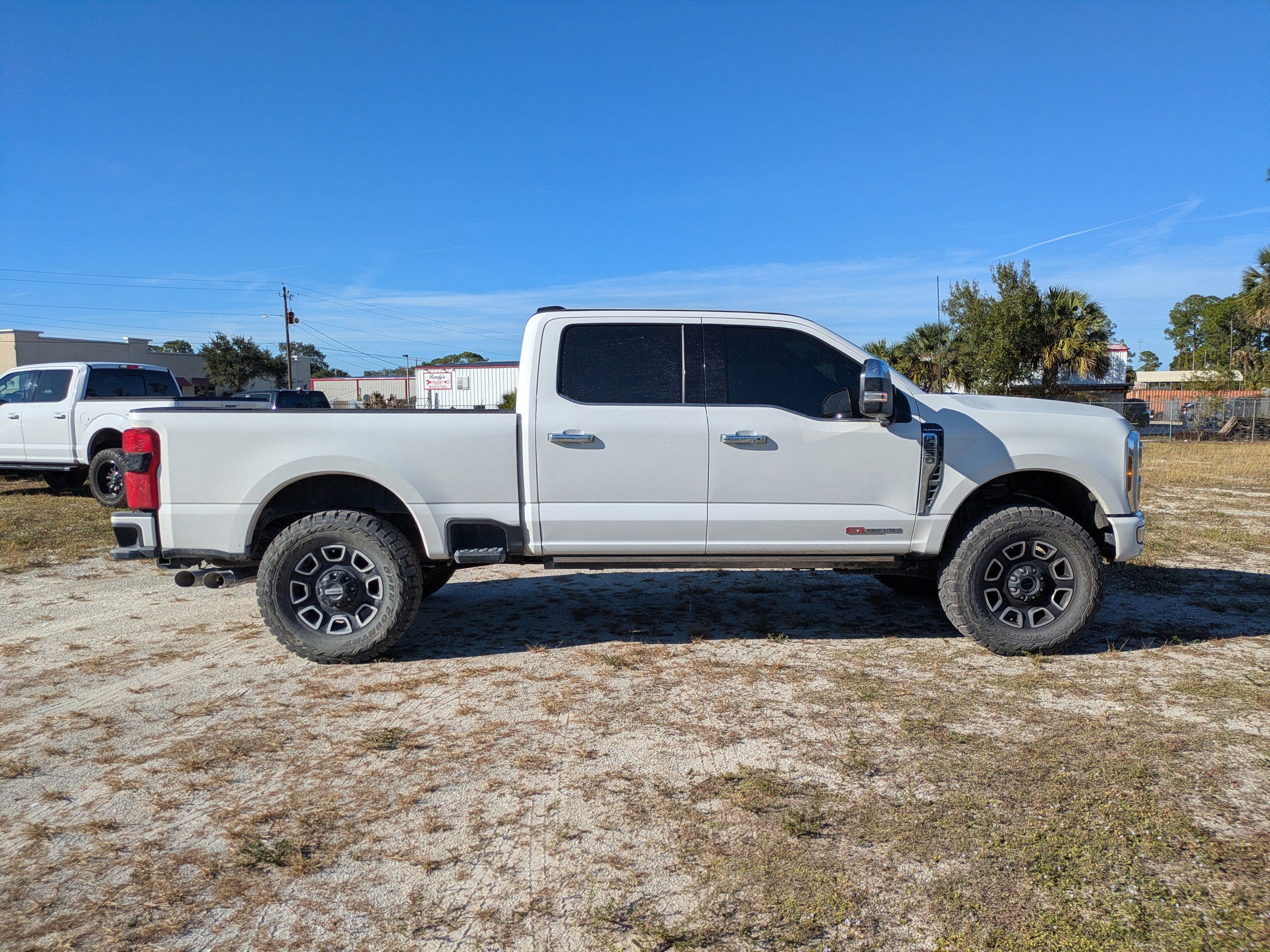 Certified 2024 Ford F250 Platinum image 3