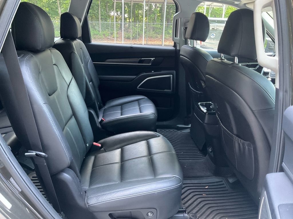 Used 2020 Kia Telluride EX w/ EX Premium Package FWD image 13