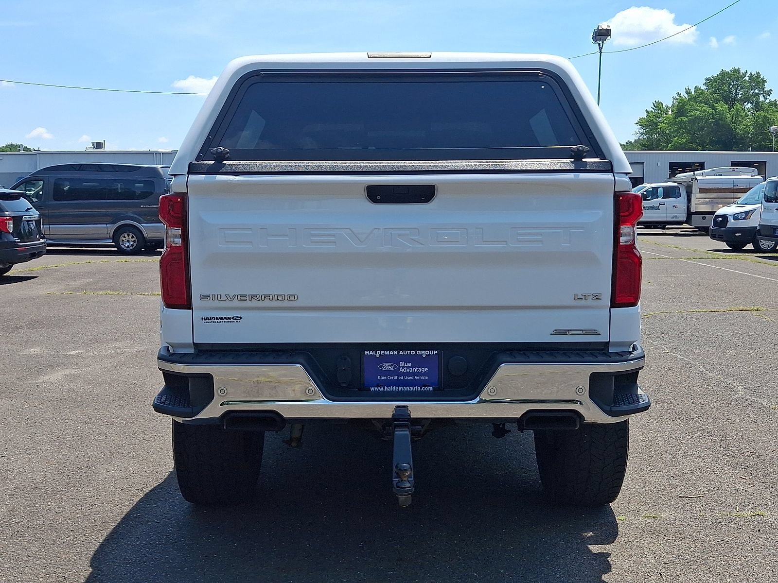 Used 2019 Chevrolet Silverado 1500 LTZ w/ LTZ Premium Package AWD/4WD image 6