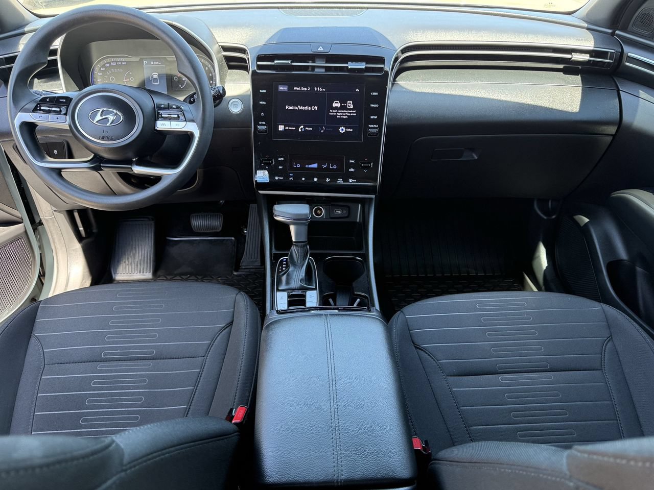 Used 2024 Hyundai Santa Cruz SEL AWD/4WD image 8