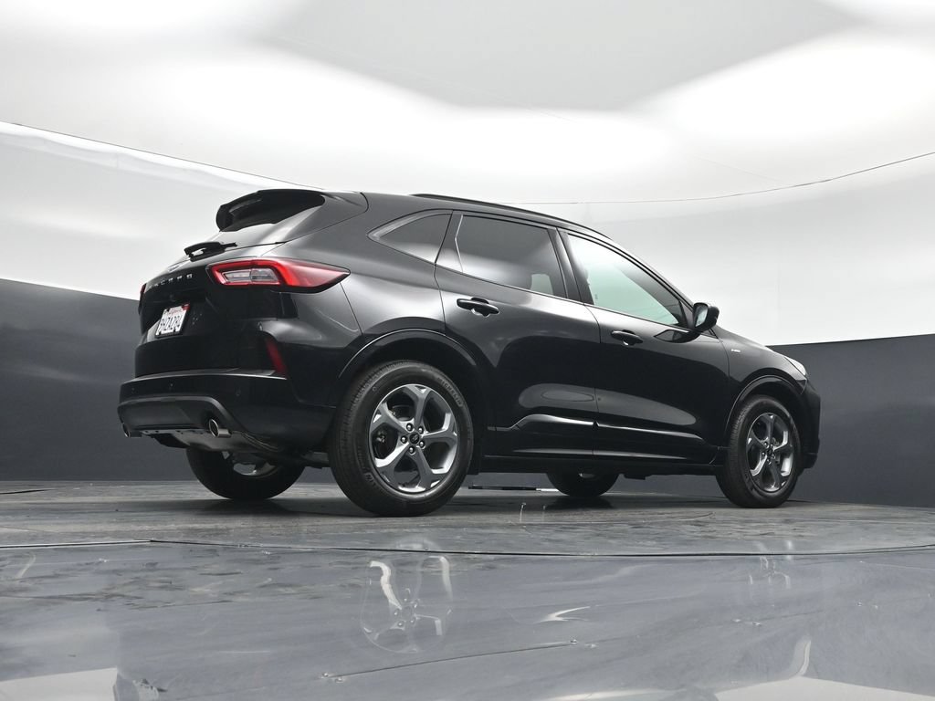 Certified 2023 Ford Escape ST-Line w/ Tech Pack #1 FWD image 49