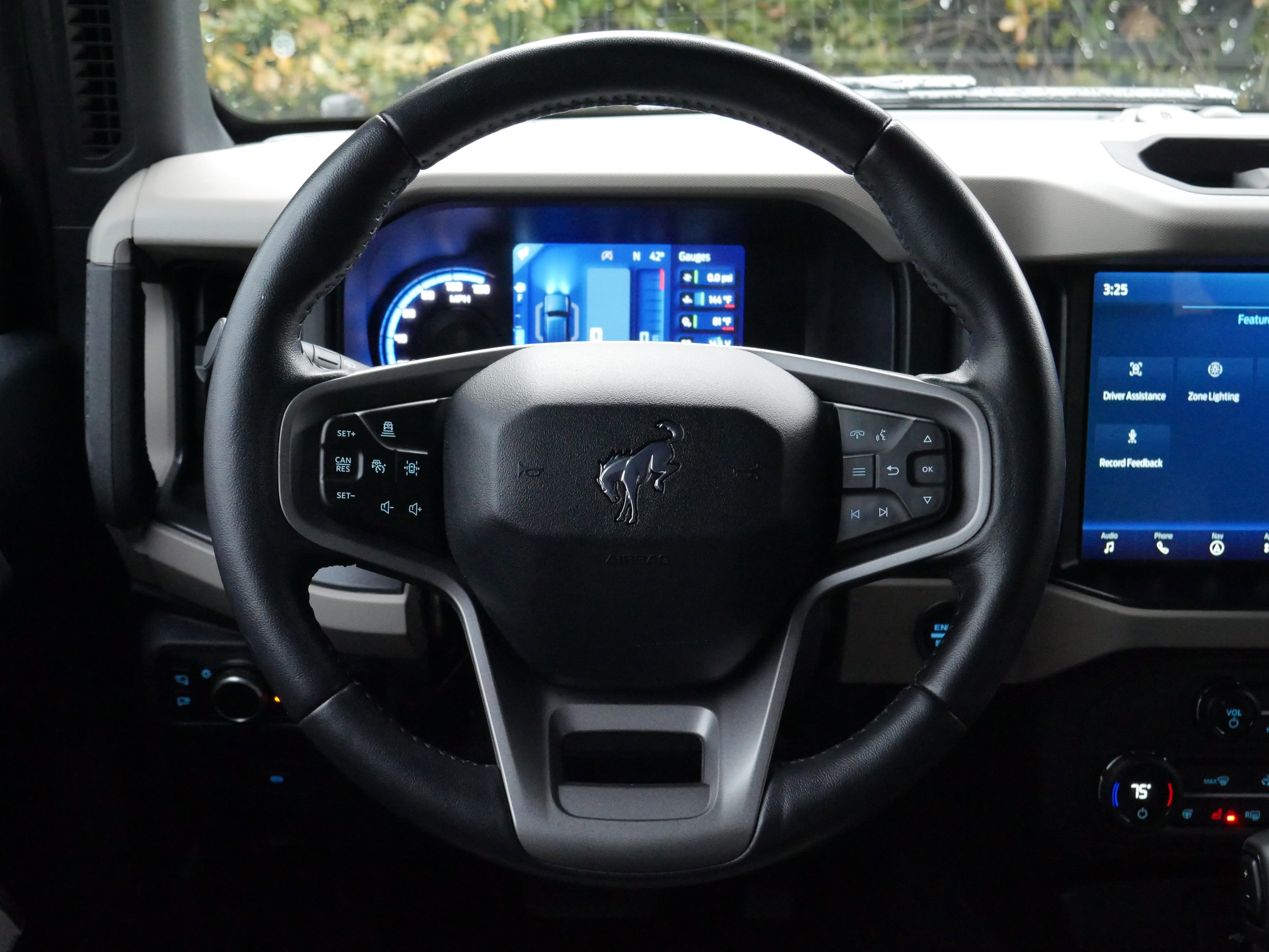 Certified 2023 Ford Bronco Wildtrak image 12