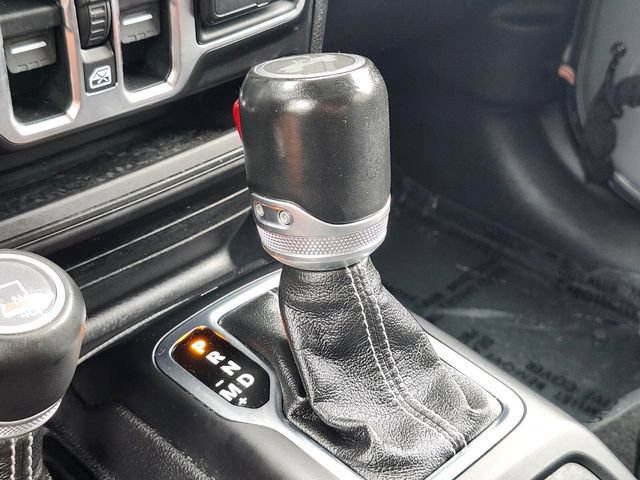Used 2021 Jeep Wrangler Unlimited Sahara AWD/4WD image 26