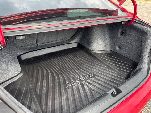Used 2018 Honda Accord EX-L image 16