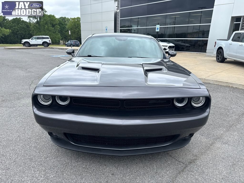 Used 2022 Dodge Challenger SXT w/ Blacktop Package RWD image 9
