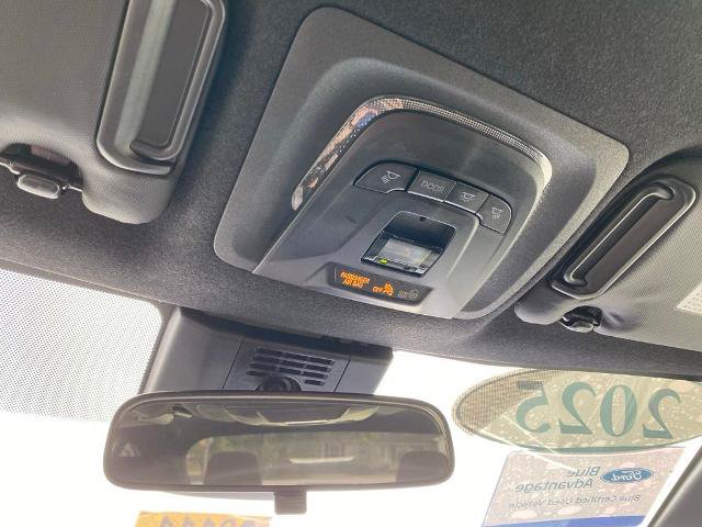 Used 2025 Toyota Corolla SE FWD image 25