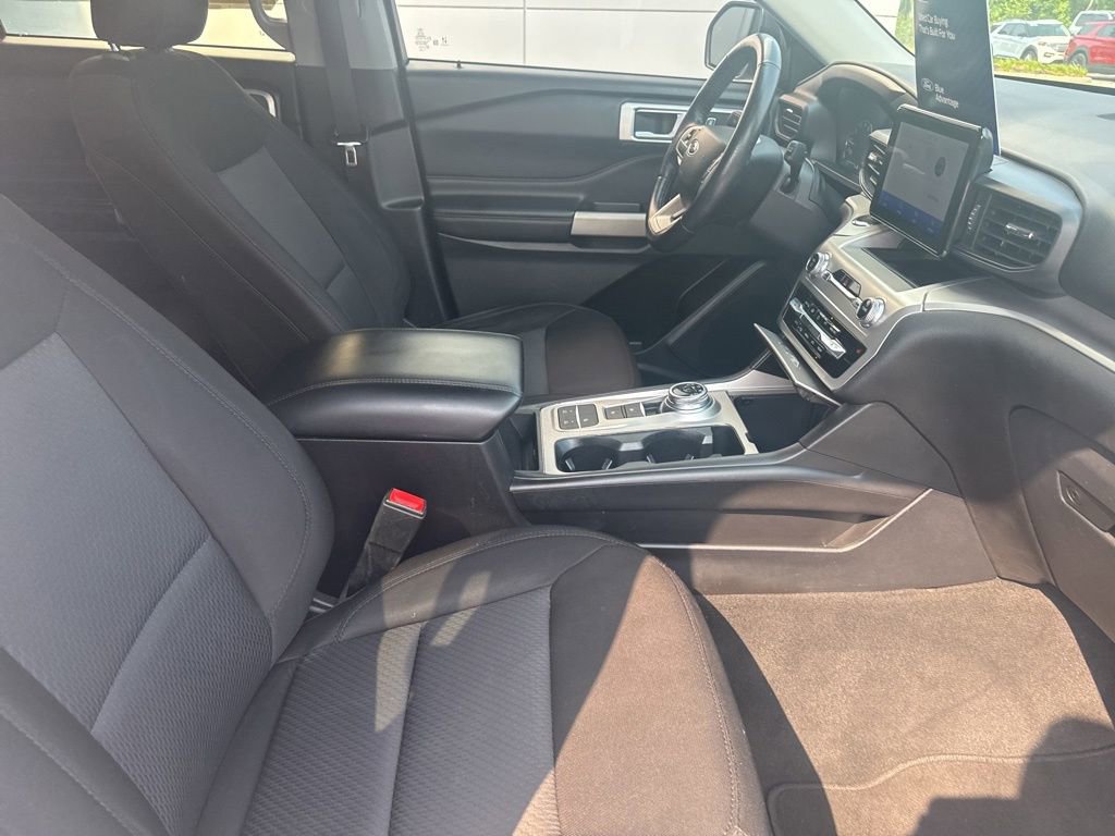 Certified 2022 Ford Explorer XLT RWD image 27