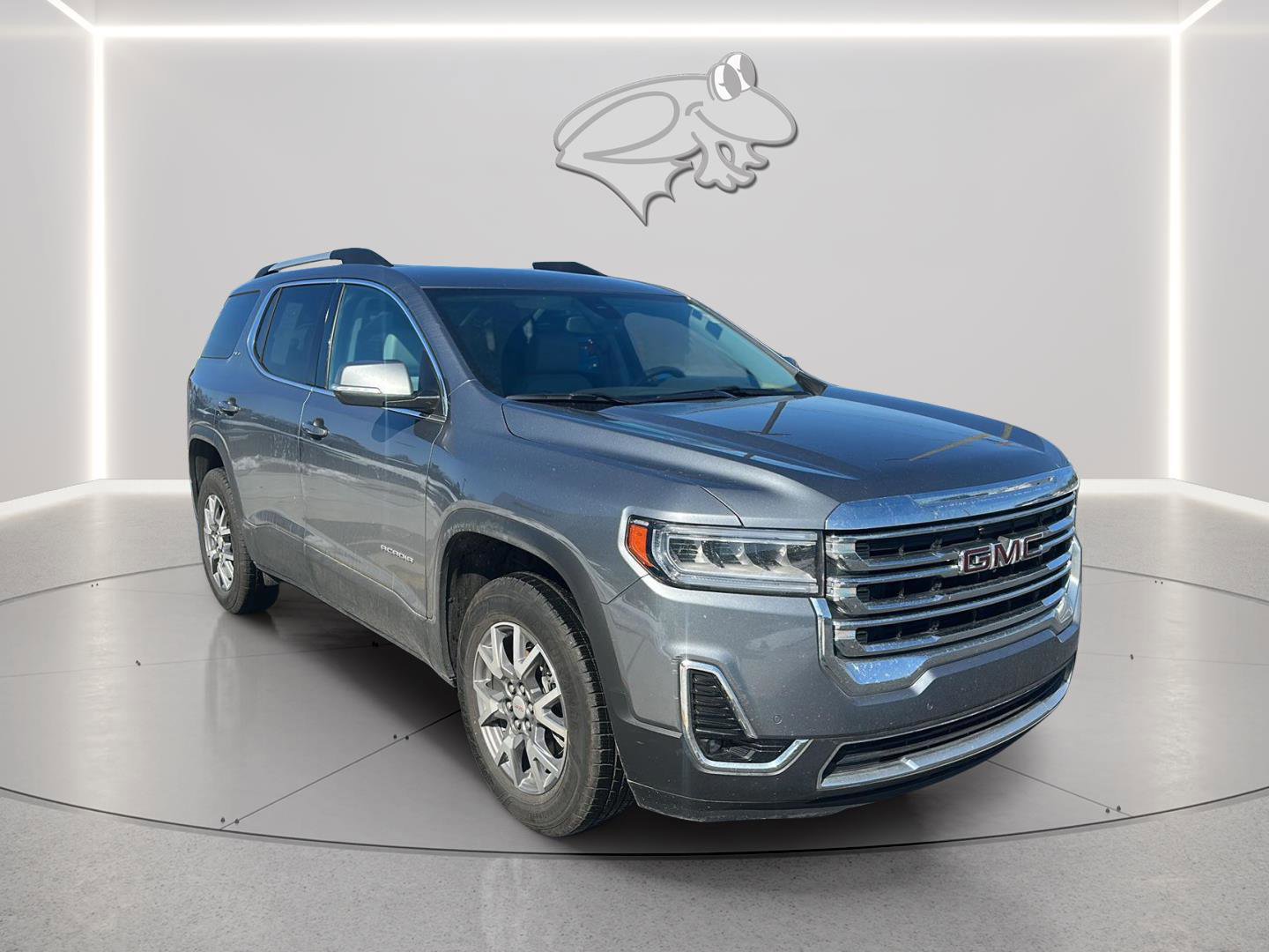 Used 2022 GMC Acadia SLT image 2