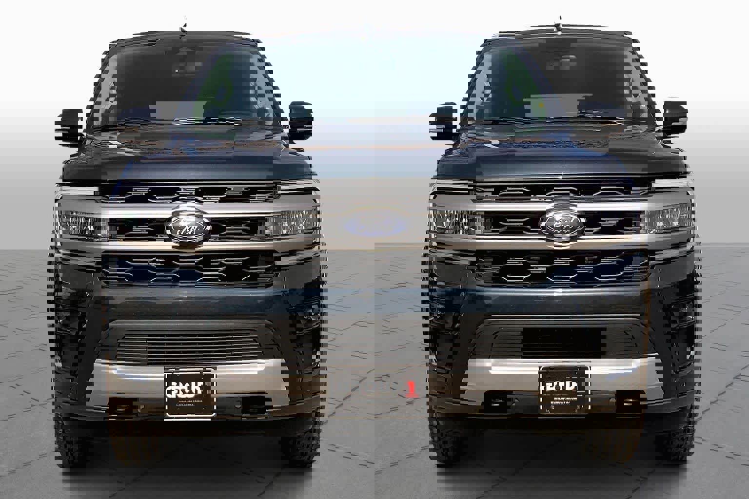 Certified 2023 Ford Expedition XLT image 6