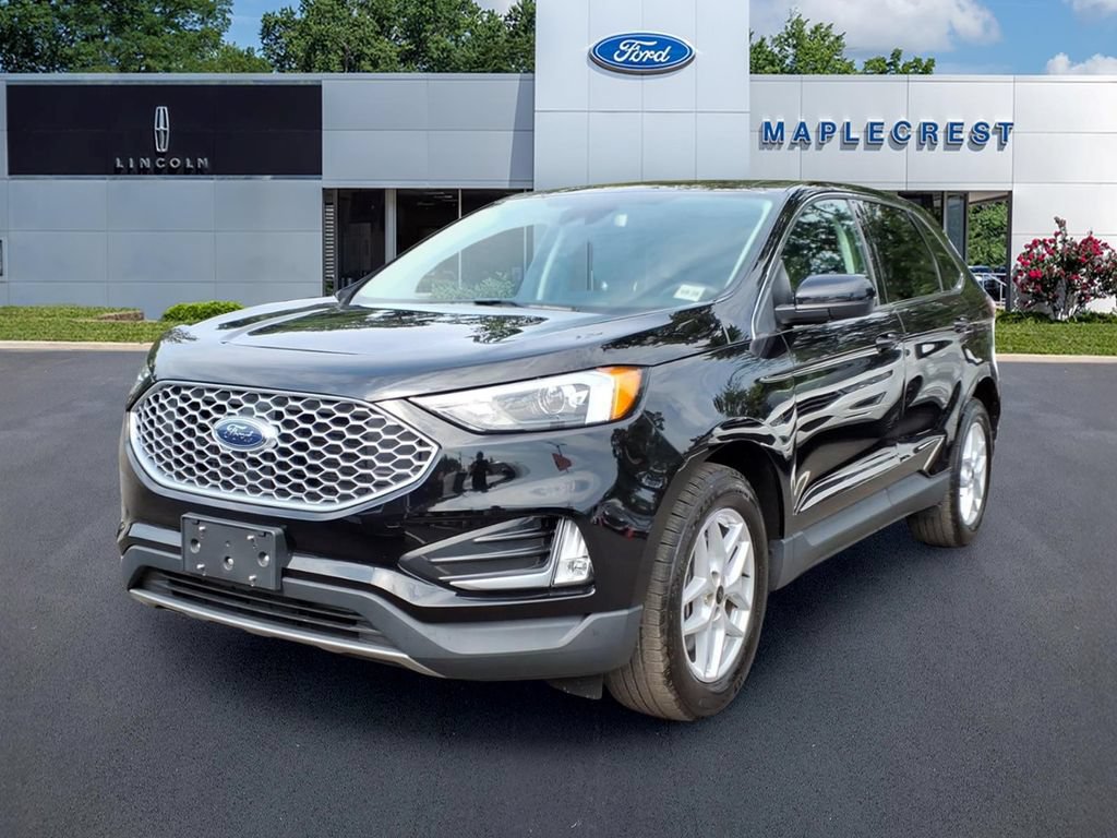 Certified 2024 Ford Edge SEL w/ Convenience Package AWD/4WD image 2