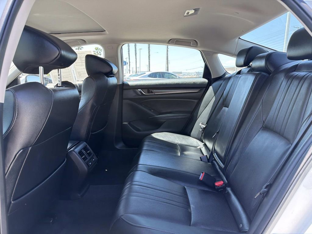 Used 2022 Honda Accord Touring image 19