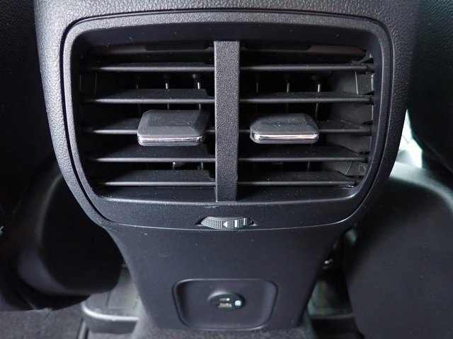 Certified 2022 Ford Escape SEL image 19