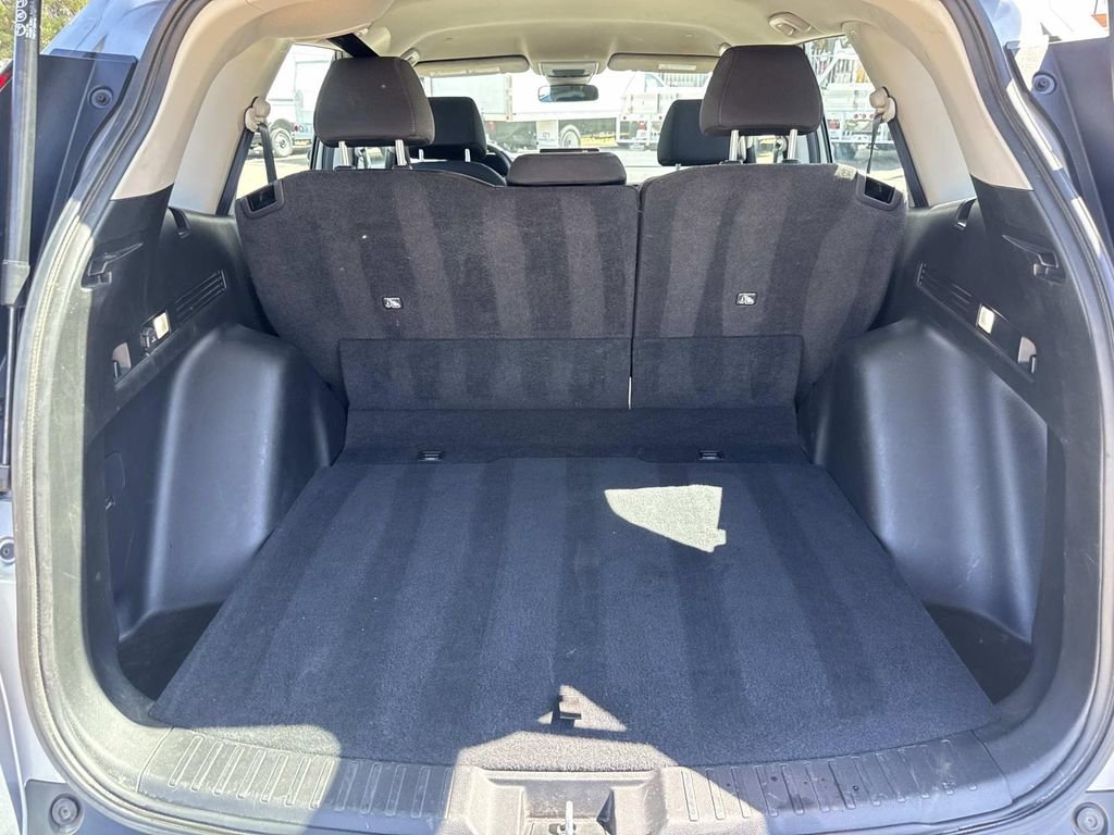 Used 2023 Honda CR-V LX image 8