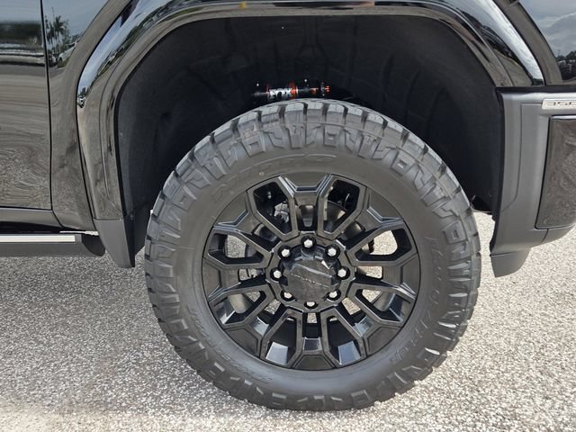 Used 2025 GMC Sierra 3500 Denali Ultimate AWD/4WD image 11