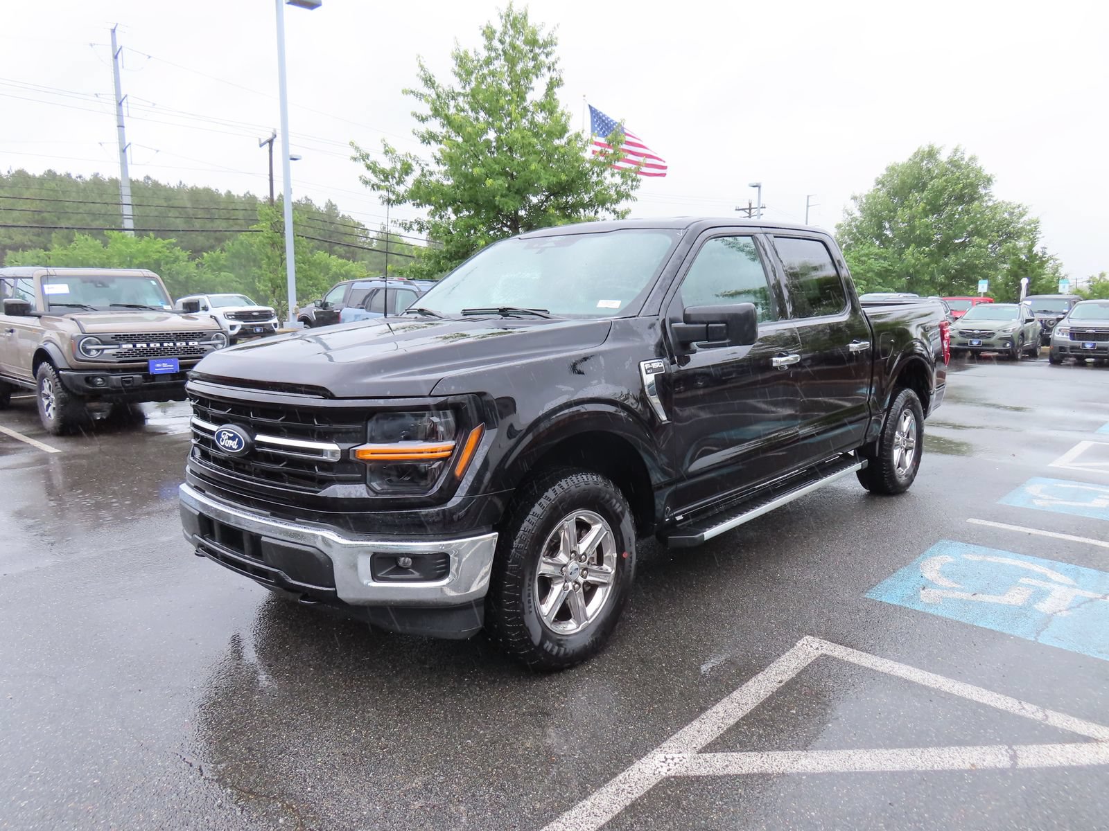Certified 2025 Ford F150 XLT w/ Equipment Group 301A Standard AWD/4WD image 3