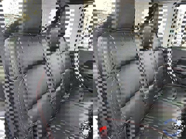 Used 2020 Jeep Wrangler Unlimited Rubicon w/ Dual Top Group image 28