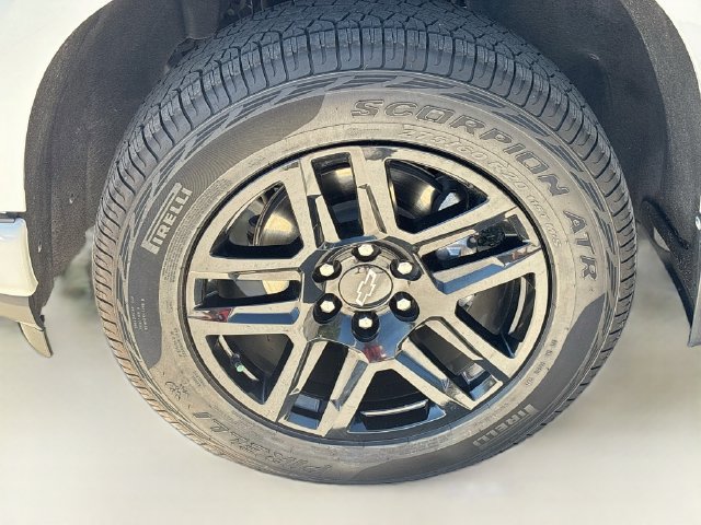 Used 2021 Chevrolet Silverado 1500 RST w/ LPO, Blackout Package AWD/4WD image 31
