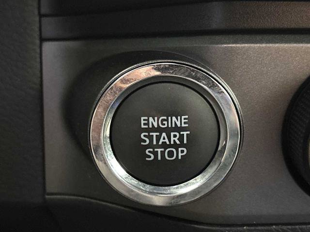 Used 2022 Toyota Tacoma TRD Sport w/ Black Out Package (TMS) AWD/4WD image 15