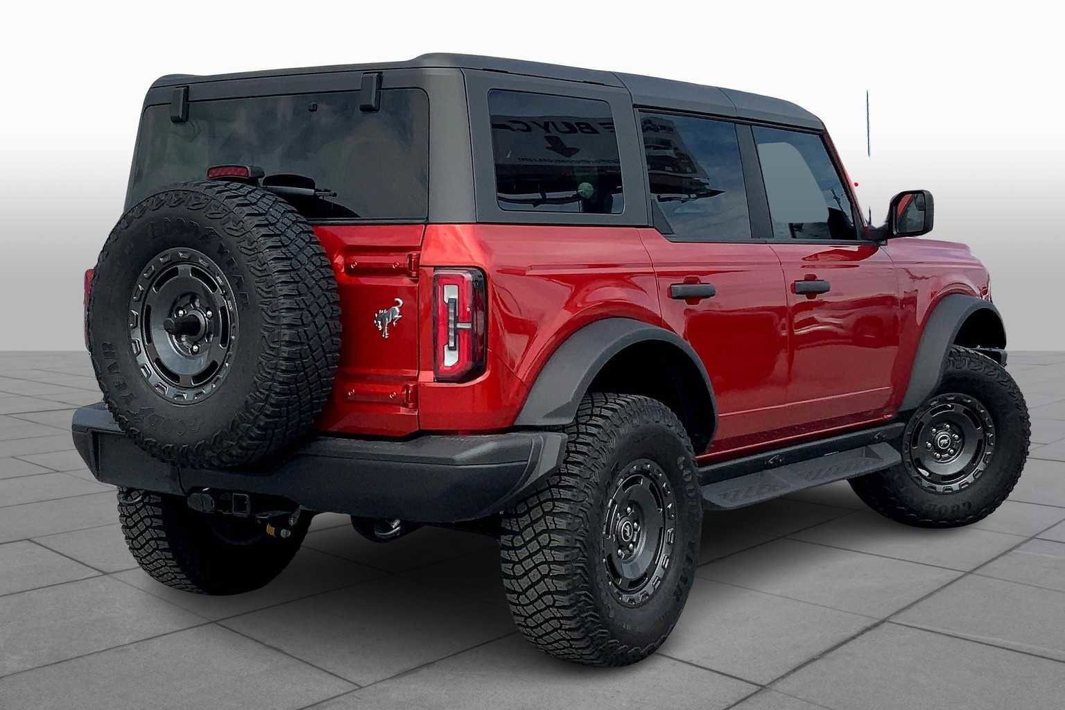 Certified 2024 Ford Bronco Badlands image 3