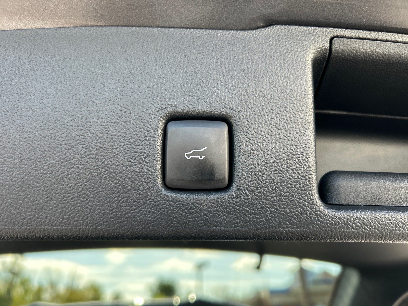 Certified 2023 Ford Escape ST-Line AWD/4WD image 15