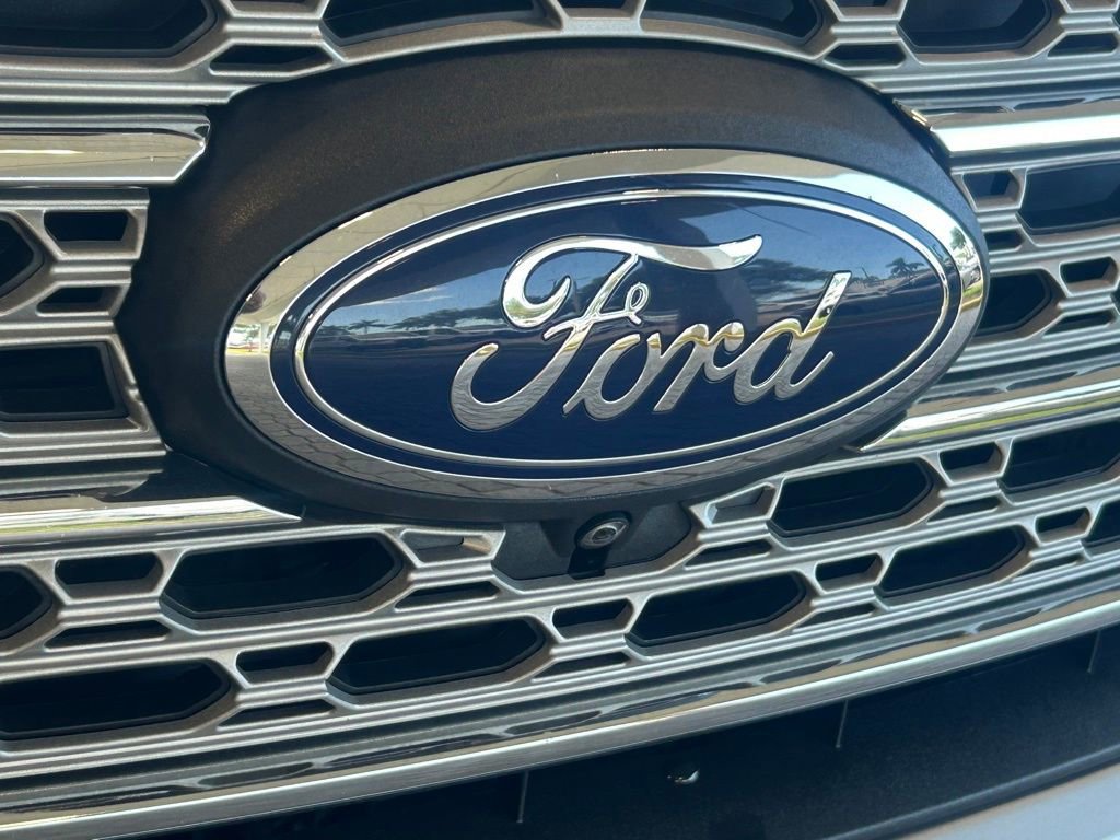 Certified 2023 Ford Explorer Limited w/ Equipment Group 301A image 20