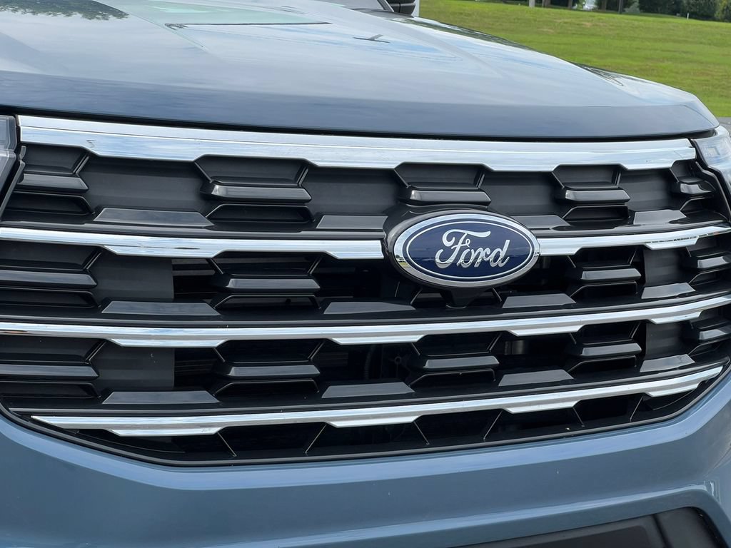 Certified 2025 Ford Explorer Active w/ Active Comfort Package AWD/4WD image 43