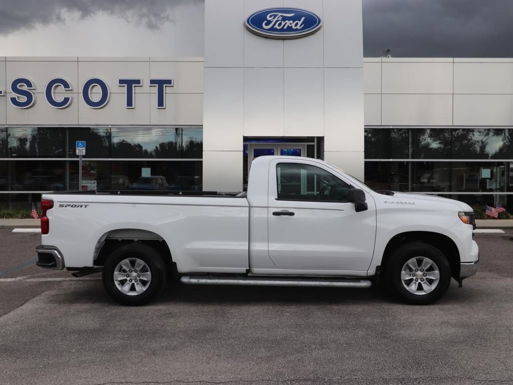 Used 2025 Chevrolet Silverado 1500 W/T RWD image 15