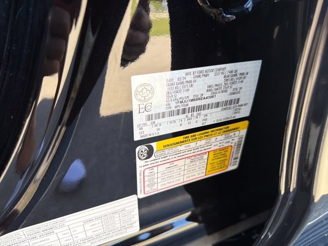 Certified 2024 Ford Expedition Platinum AWD/4WD image 41