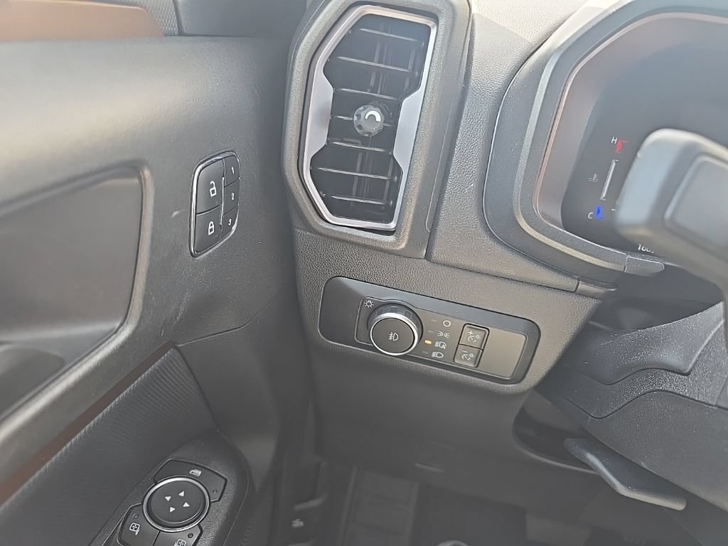 Certified 2026 Ford Bronco Sport Outer Banks AWD/4WD image 17