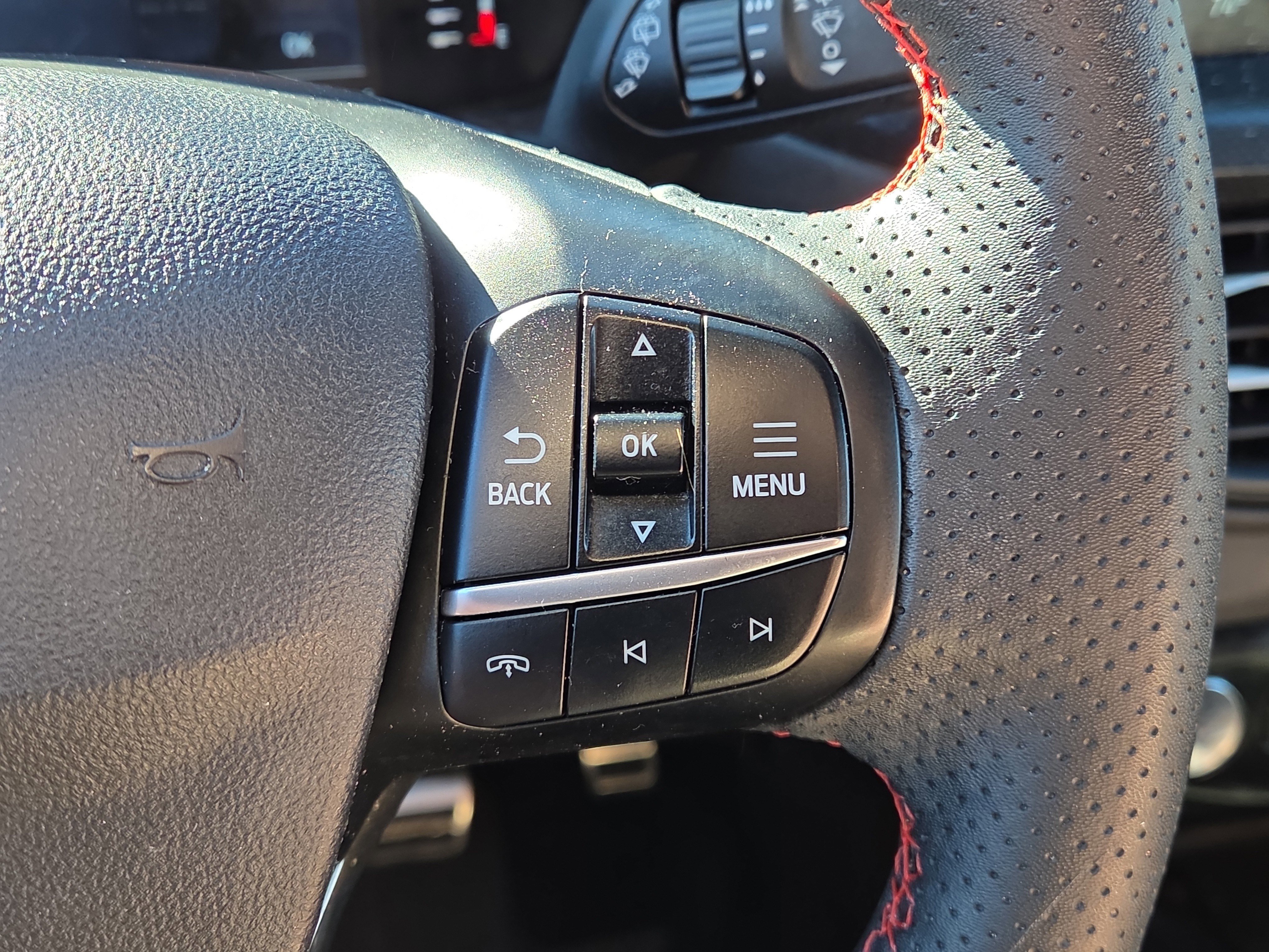 Certified 2024 Ford Escape ST-Line Select w/ Tech Pack #1 image 20