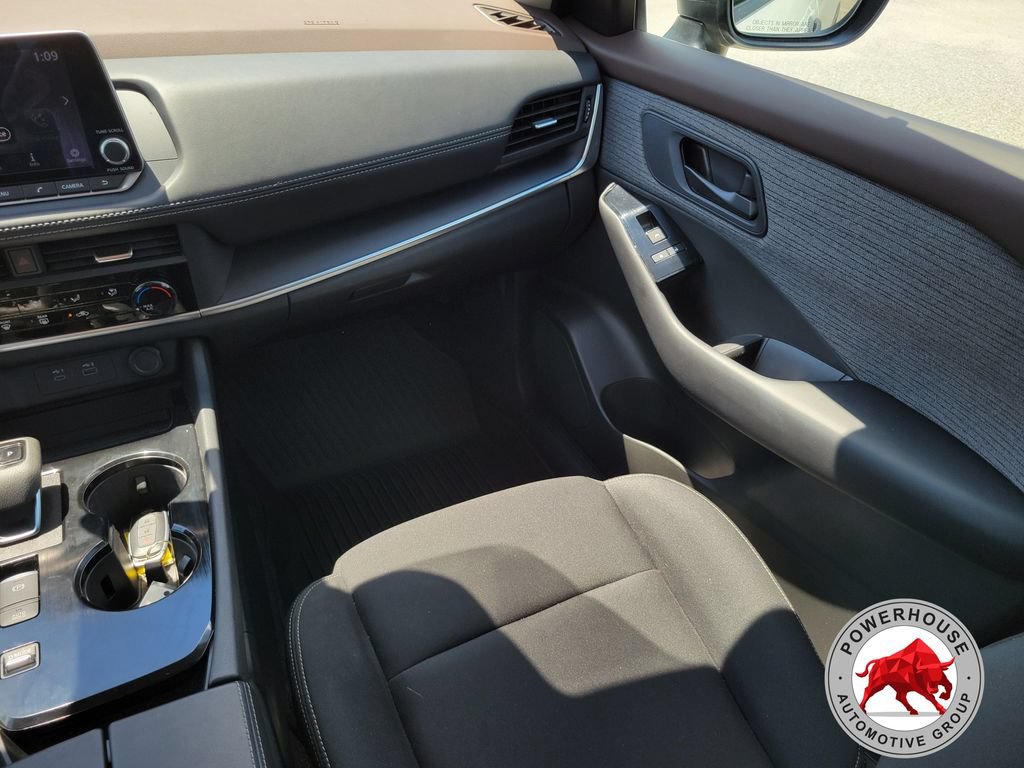 Used 2023 Nissan Rogue S FWD image 20